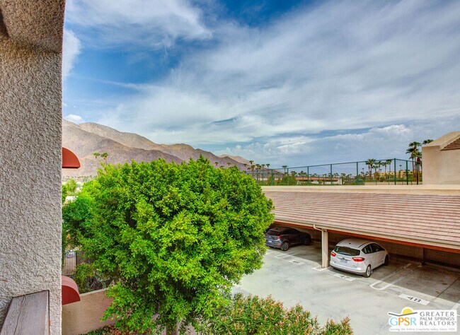 Building Photo - 255 S Avenida Caballeros