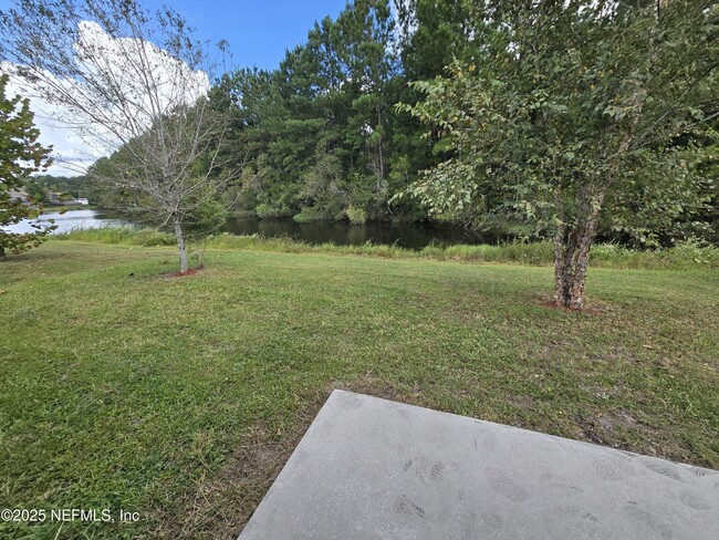 Building Photo - 2333 Sotterley Ln