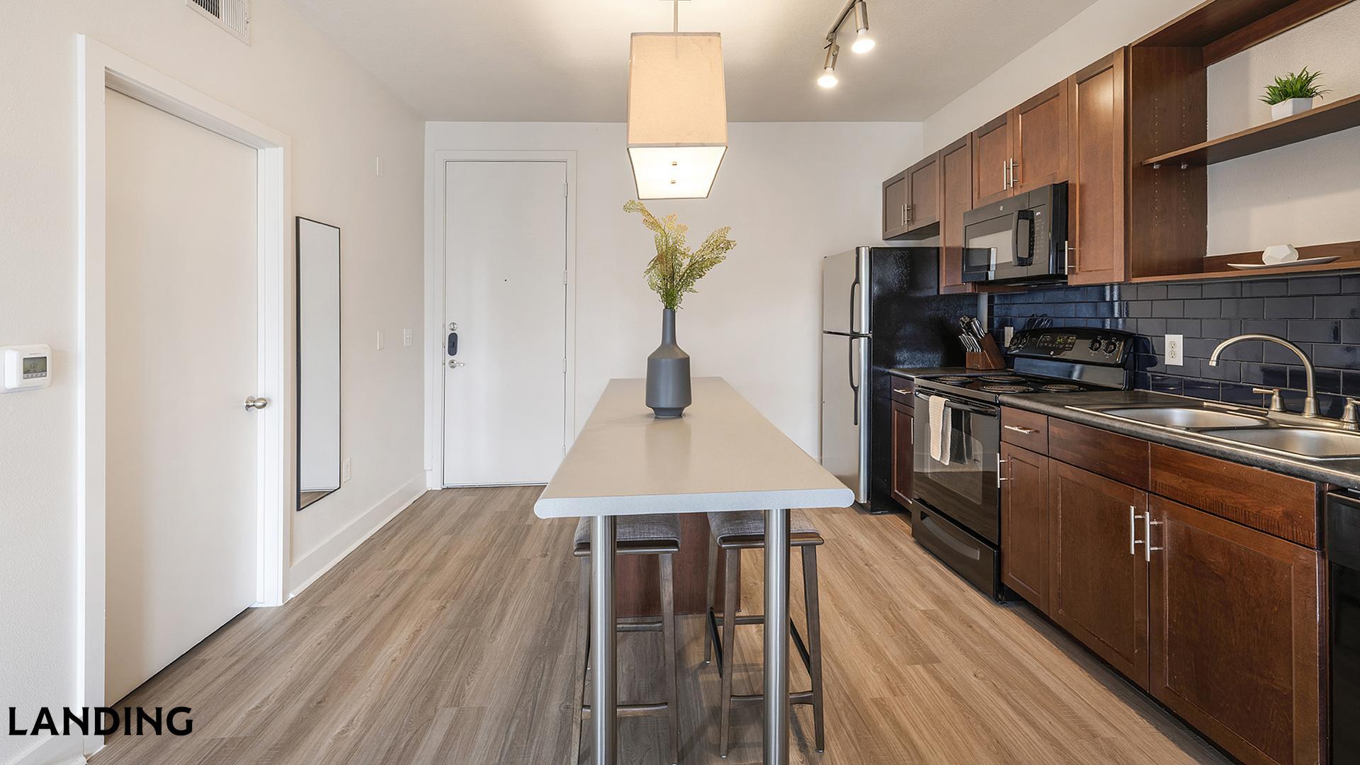 Building Photo - 810 W St Johns Ave