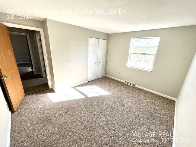 Building Photo - 818 Apple Valley Dr