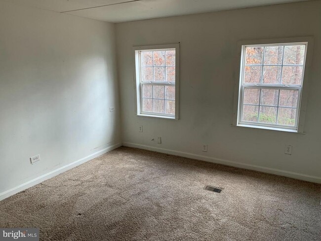 Building Photo - 729 Dollar Lane