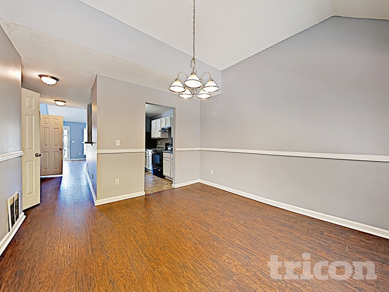 Building Photo - 416 Hillandale Park Dr