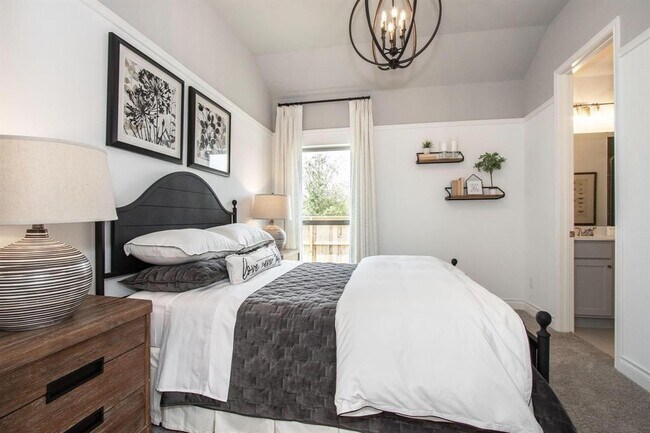 Building Photo - 9402 Orchard Trl
