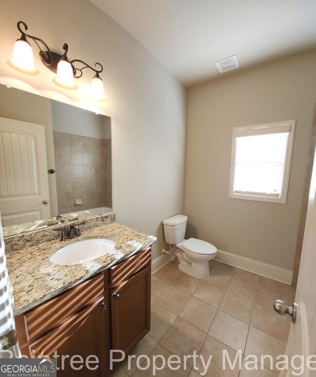 Building Photo - 11250 Shelton Pl