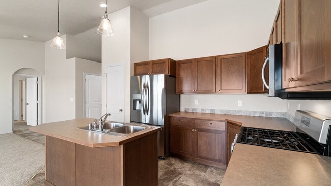 Building Photo - 3 Bedroom, 2 Bath Airway Heights Rancher that is less than 2 years old