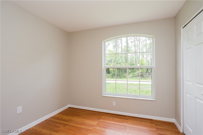 Building Photo - 4459 Glordano Ave
