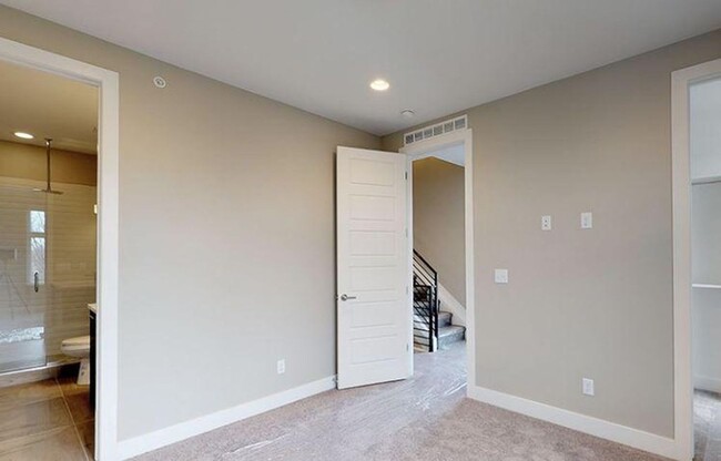 Building Photo - New Construction 3 Bedroom Townhomes with ...