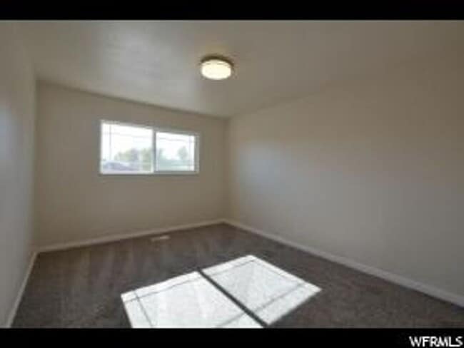 Building Photo - Beautifully Renovated Duplex in Salt Lake City