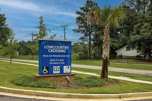 Building Photo - Lowcountry Crossing