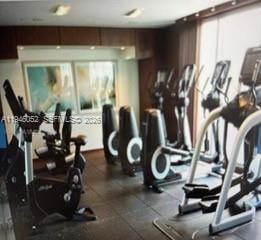 Building Photo - 325 S Biscayne Blvd