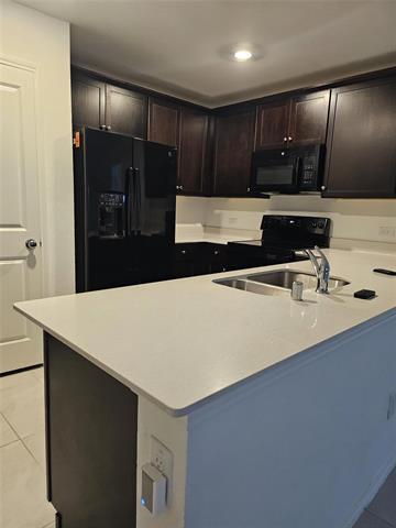 Building Photo - 200 Rubylace Dr
