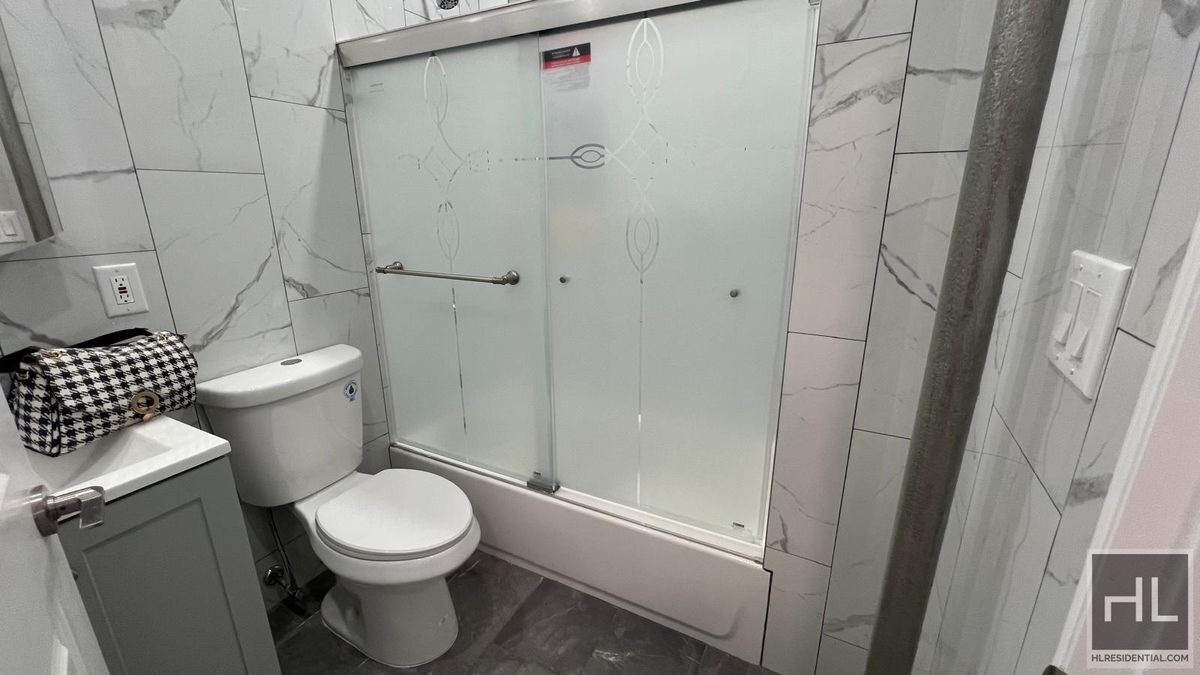 Building Photo - Renovated 3-Bedroom + Flex 4—Oversized Lay...