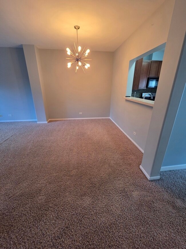 Building Photo - 422 Cary Woods Cir