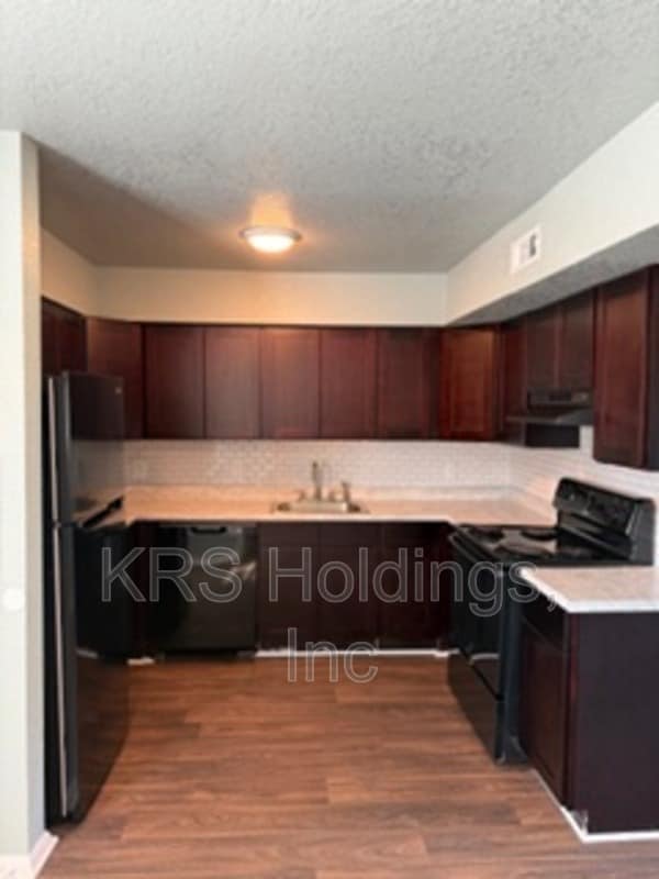 Building Photo - 4317 Newsome Dr