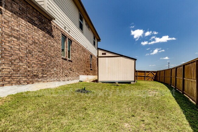 Building Photo - 908 Sussex Cove