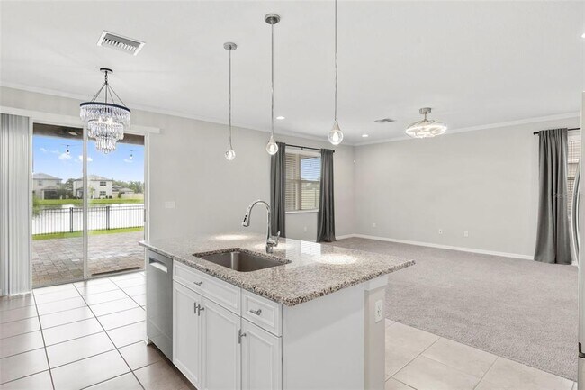 Building Photo - 7537 Pool Compass Loop