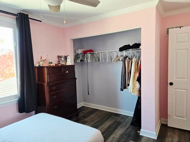 Building Photo - 116 Presidential Blvd