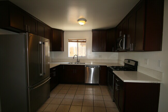 Building Photo - 1308 9th St