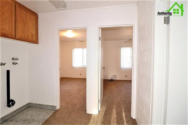 Building Photo - 6195 Verde Vale Ct