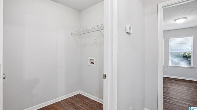 Building Photo - 3821 Kendall Brook Dr