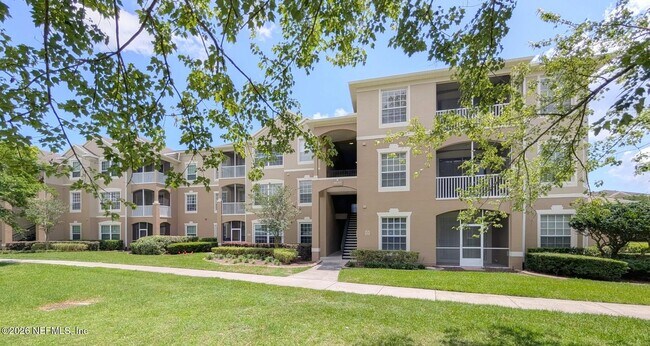 Building Photo - 7990 Baymeadows Cir E