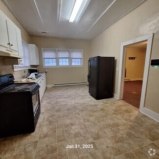 Building Photo - 502 Hudgens St