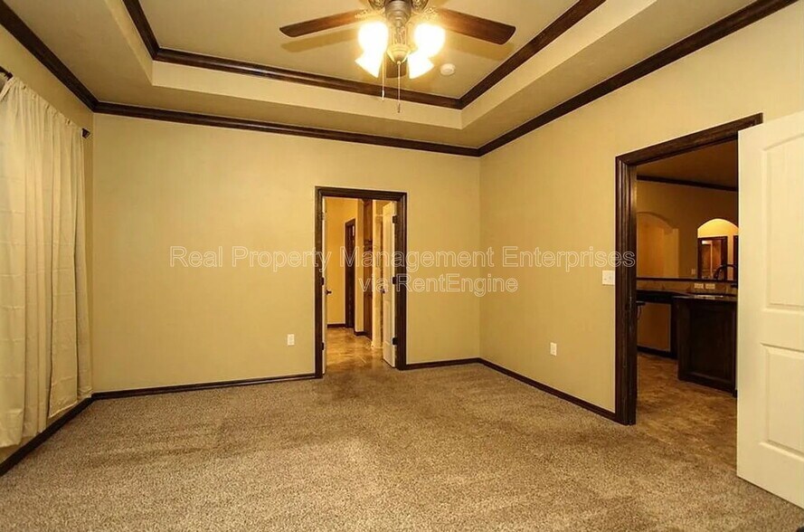 Building Photo - 1661 Appaloosa Dr