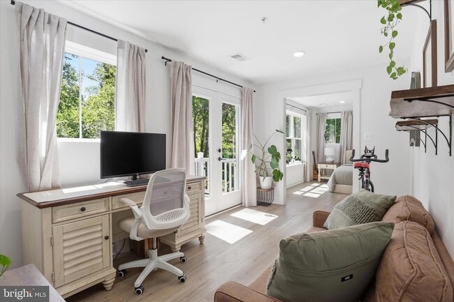 Building Photo - 15717 Tierra Dr