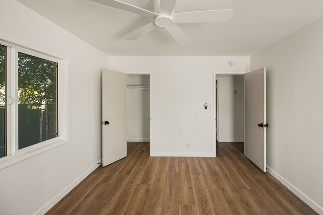 Building Photo - "Charming 3-Bedroom Haven in the Heart of Santa Ana – Your Perfect Retreat Awaits!"