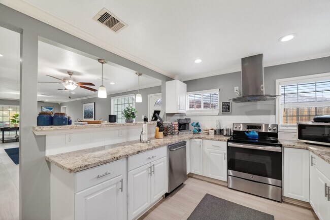 Building Photo - 4907 Marietta Ln