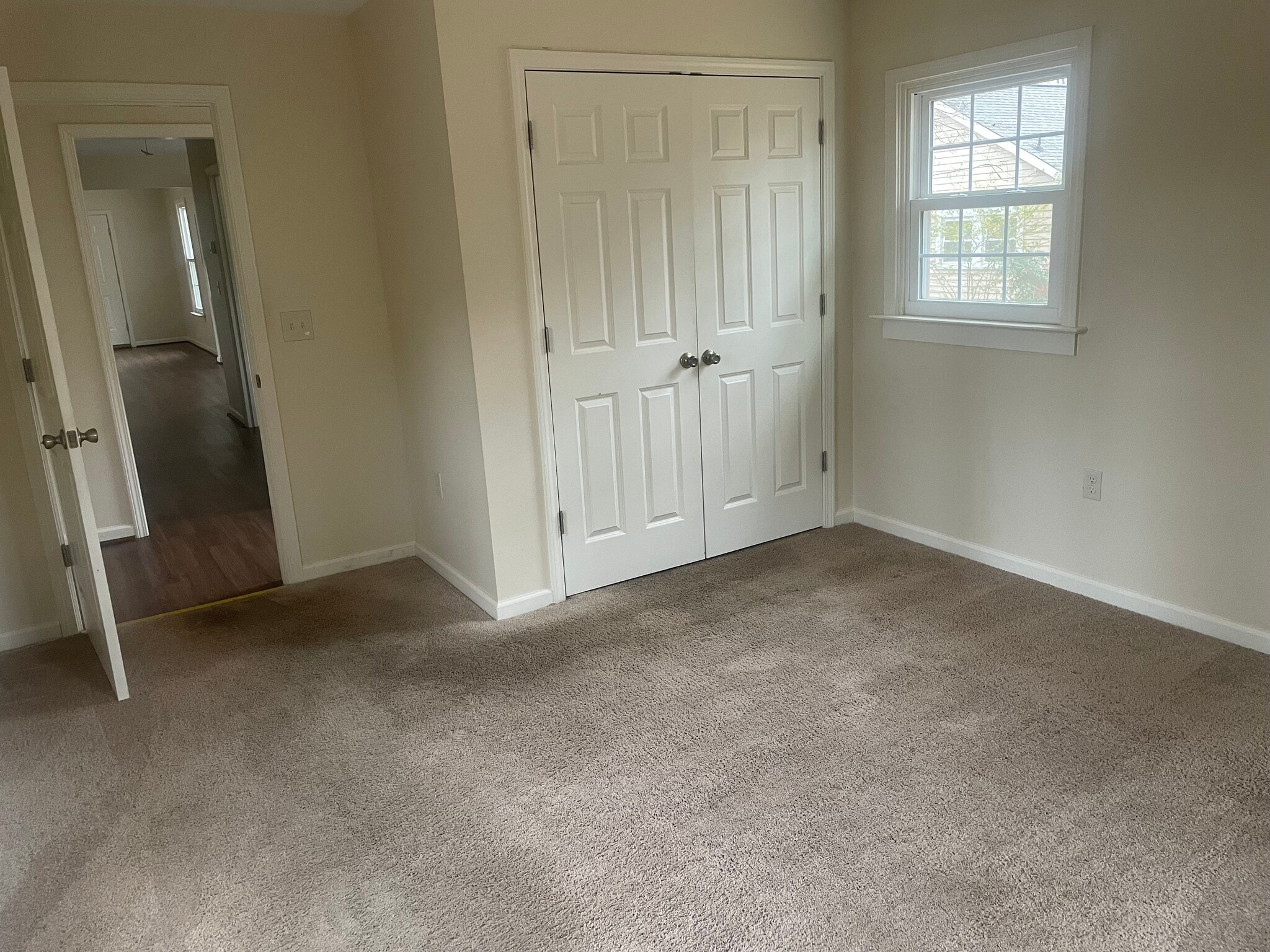 Building Photo - 41 Briarcliff Dr