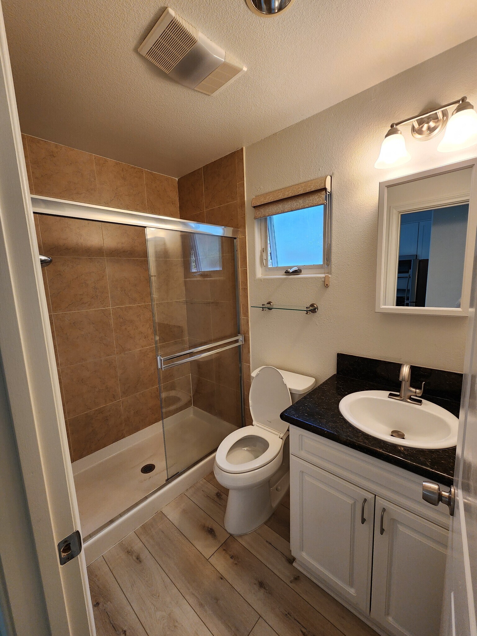 Building Photo - 1032 Orpheus Ave