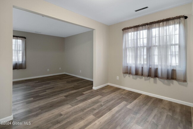 Building Photo - 3 Terry Ct