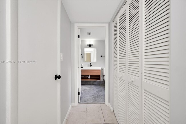 Building Photo - 8600 NW 34th Pl