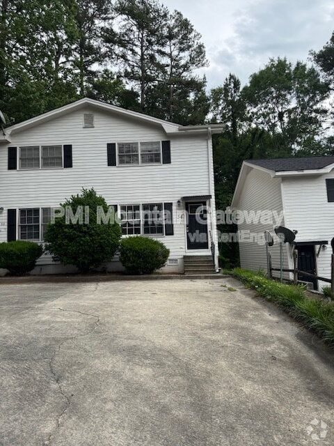 Building Photo - 54 Greenwood Dr