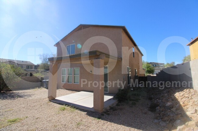 Building Photo - 1351 Burdock Dr S