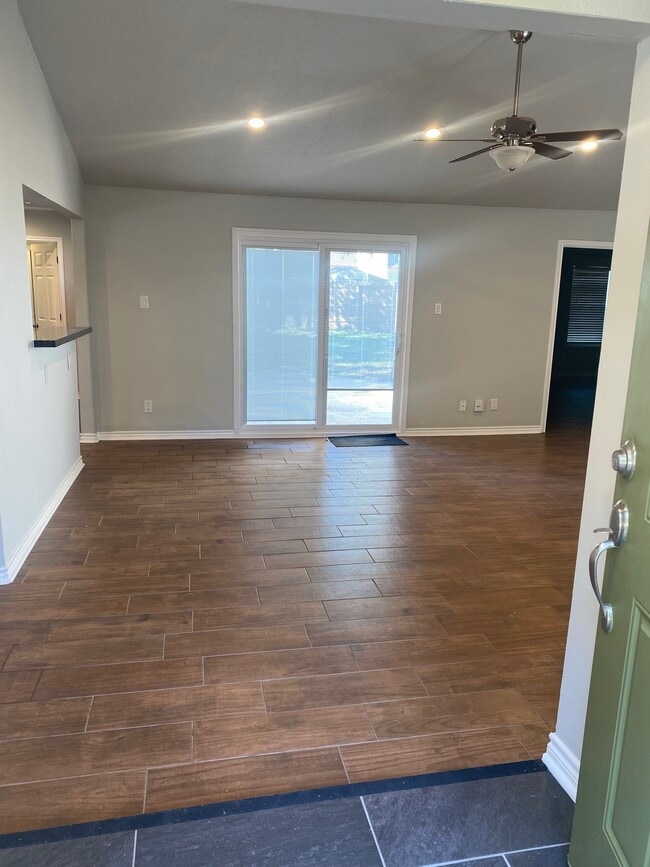 Building Photo - 4603 Hickory Downs Dr