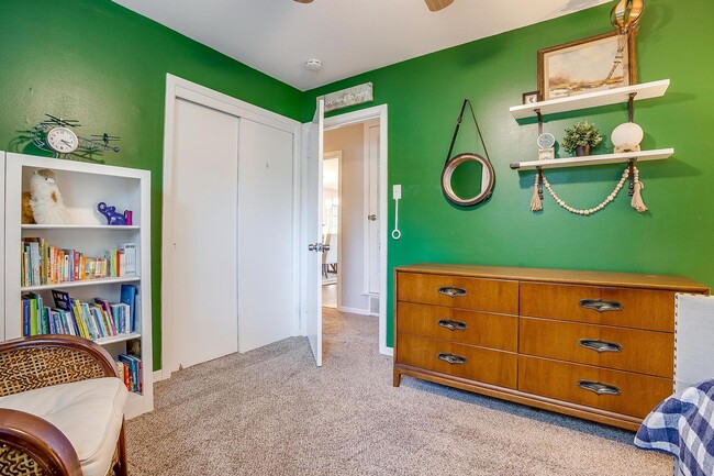 Building Photo - Beautiful Home on Corner Lot in South Hill...