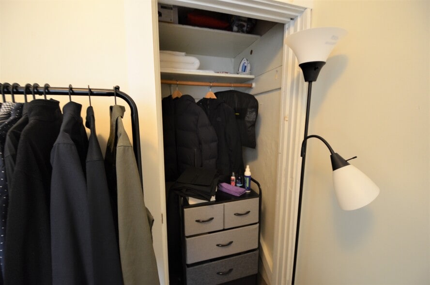 Building Photo - 37 Brookline St