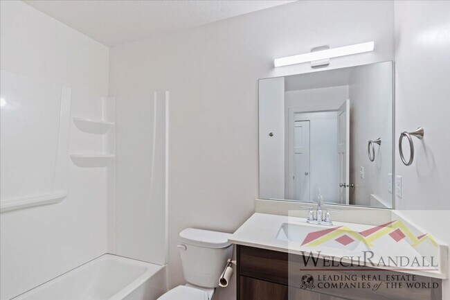 Building Photo - Shady Brook Townhomes