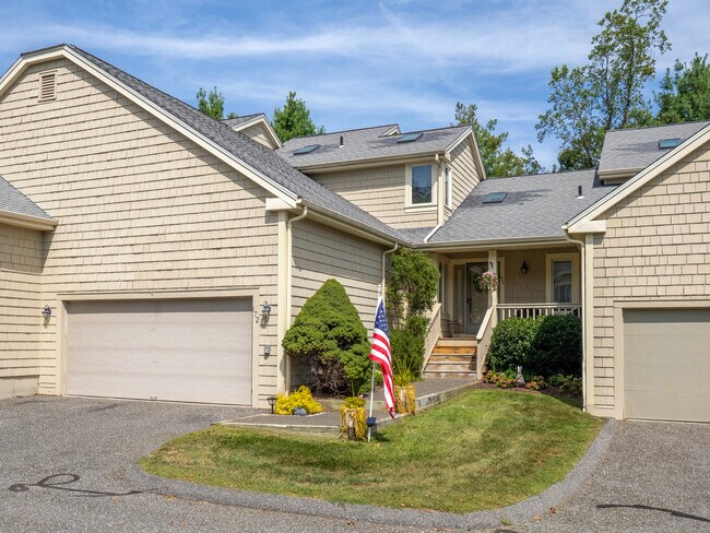 Primary Photo - 12 Boulevard Dr