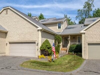 Building Photo - 12 Boulevard Dr