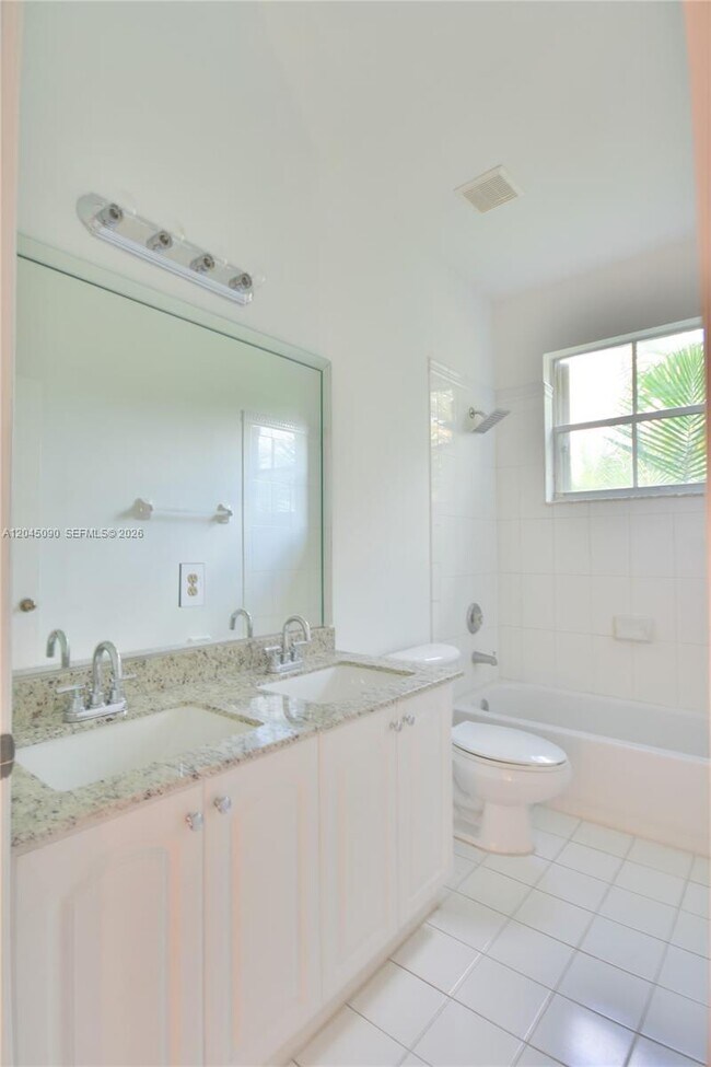 Building Photo - 4534 NW 94th Pl