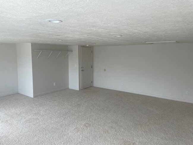 Building Photo - Ogden Valley Home (Eden)