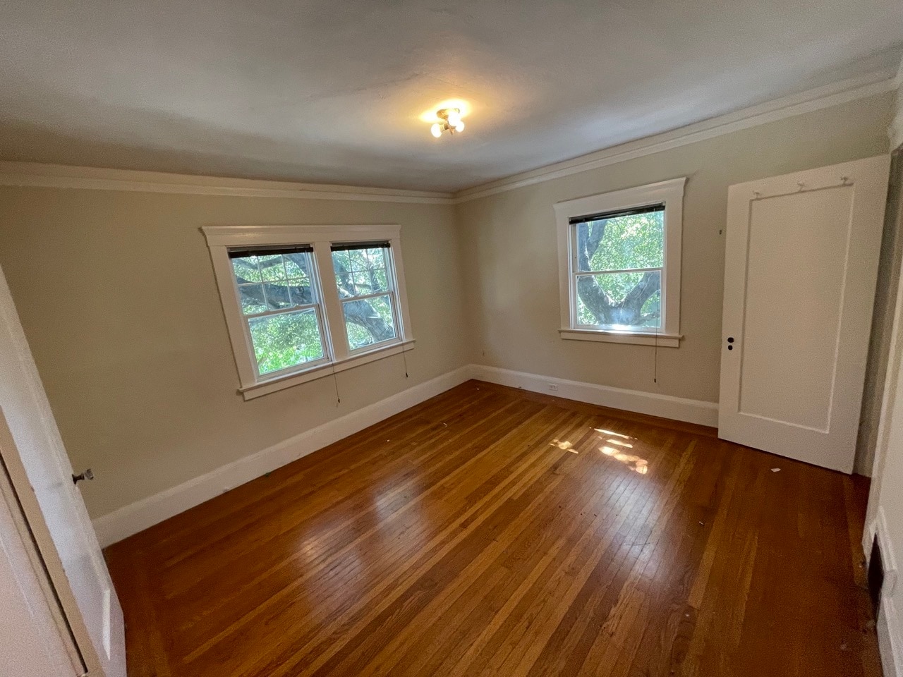 Mighty Oak 3rd Bedroom - 2481 Hilgard Avenue