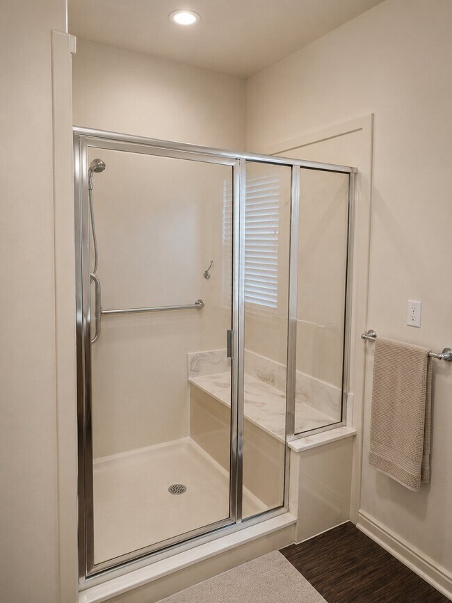 Building Photo - 5284 Ranches Loop Rd