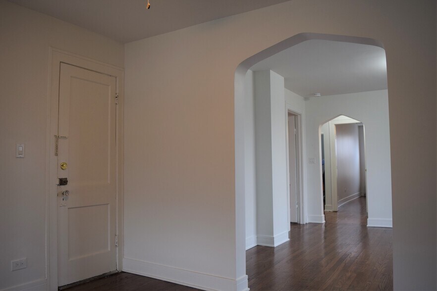 Building Photo - 7249 S Campbell Ave