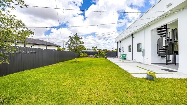 Building Photo - 11450 SW 59th Terrace