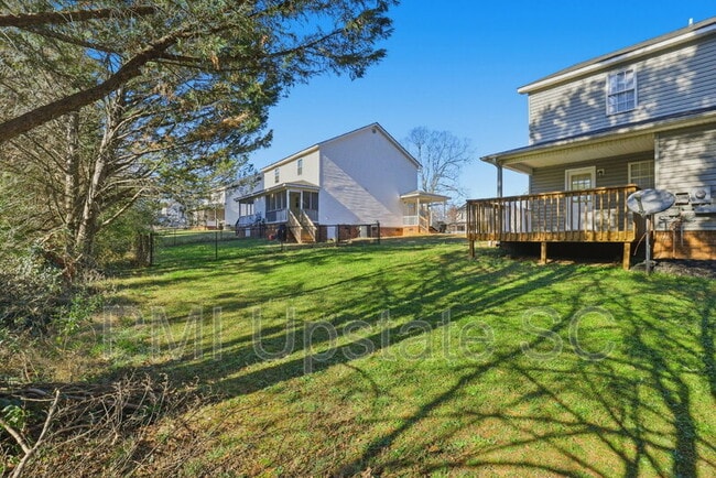 Building Photo - 110 Cypress Run