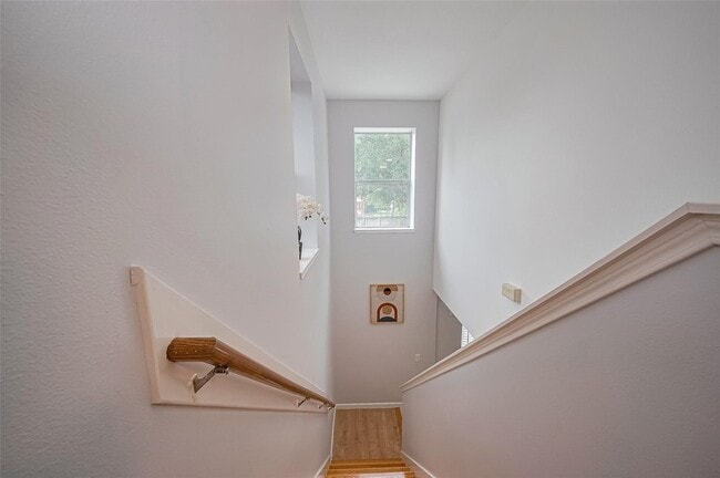 Building Photo - 5914 Clerkenwell Dr